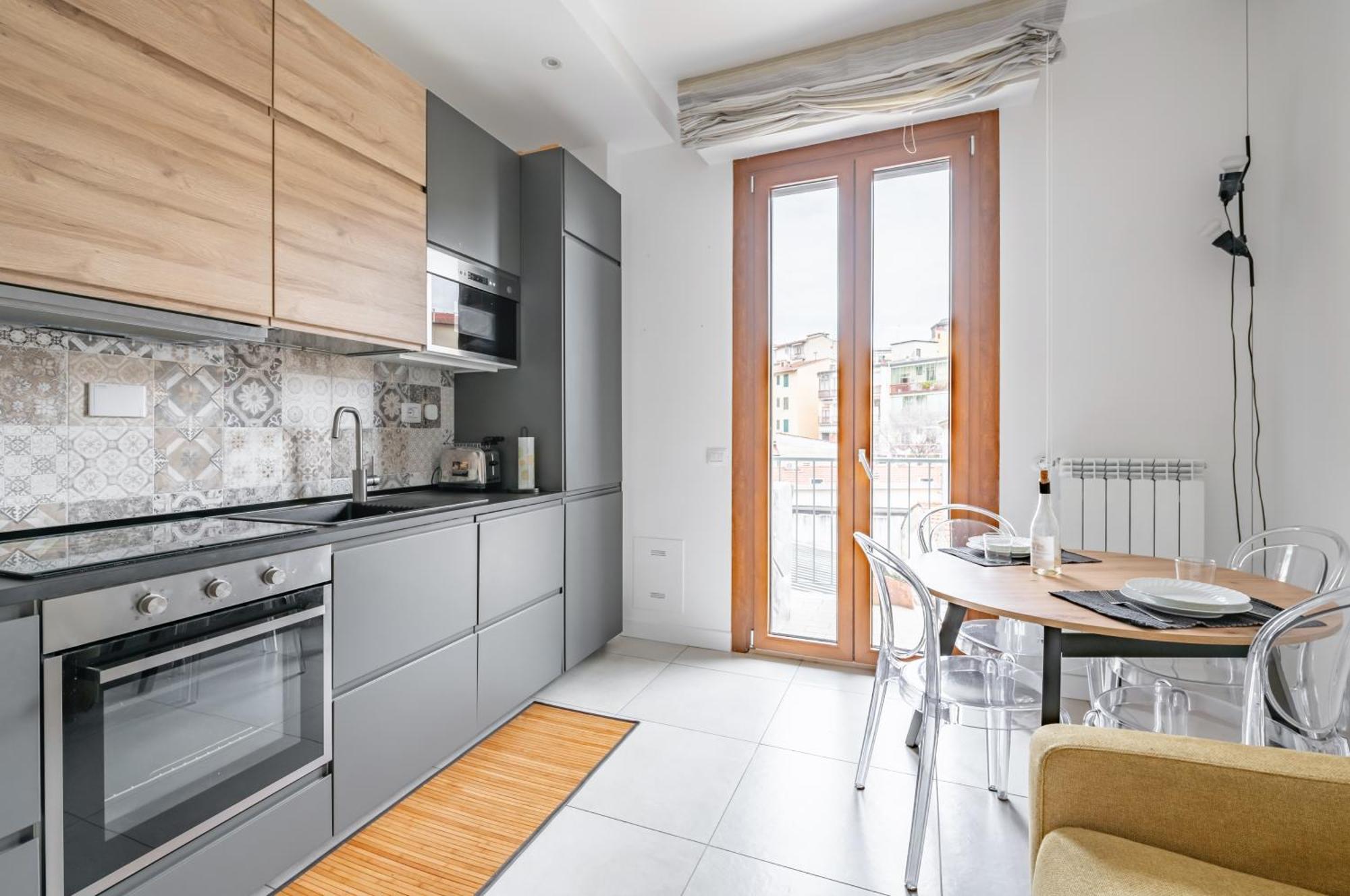 Maragliano And San Jacopino Flat With Balcony * Florencia